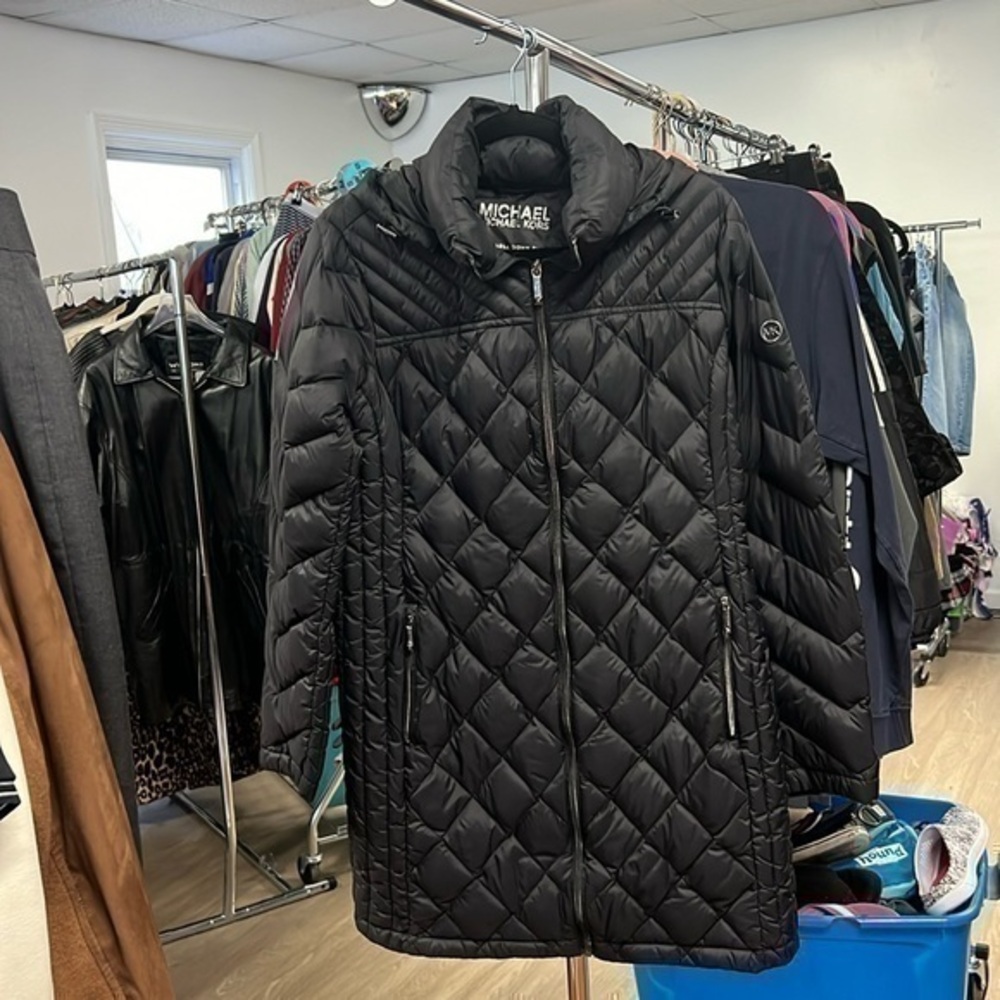 Women’s Michael Kors packable down black jacket size large